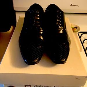 Black Leather Dive shoes Like New only were  twice